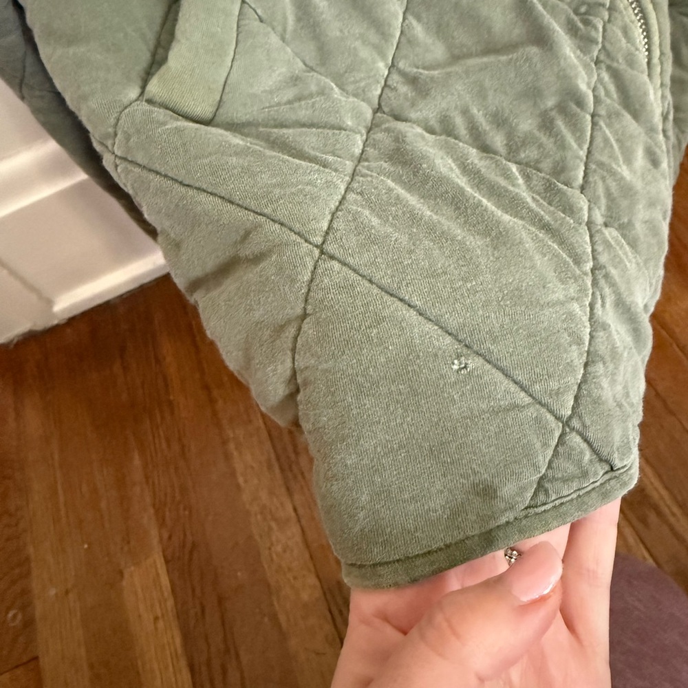 Quilted Jacket - Picture 5 of 6